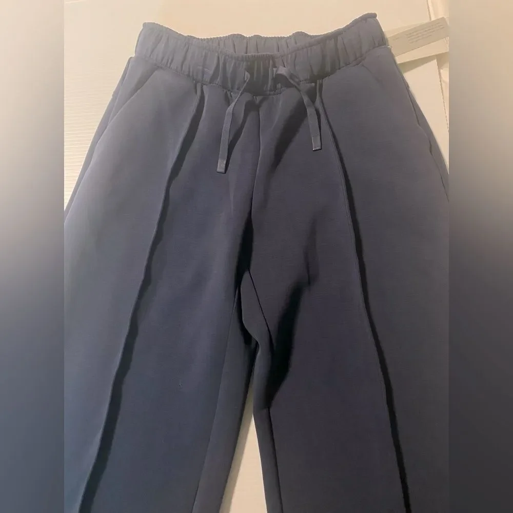 All in Motion Navy Blue Airy Sleek Wide Leg Pants pull on oversize trouser 10-12